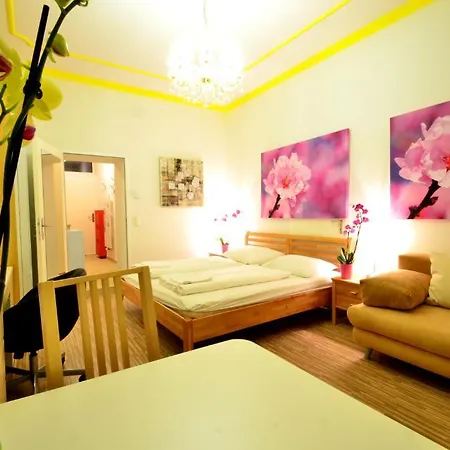 Ajo Vienna Messe - Contactless Check In Aparthotel Room photo