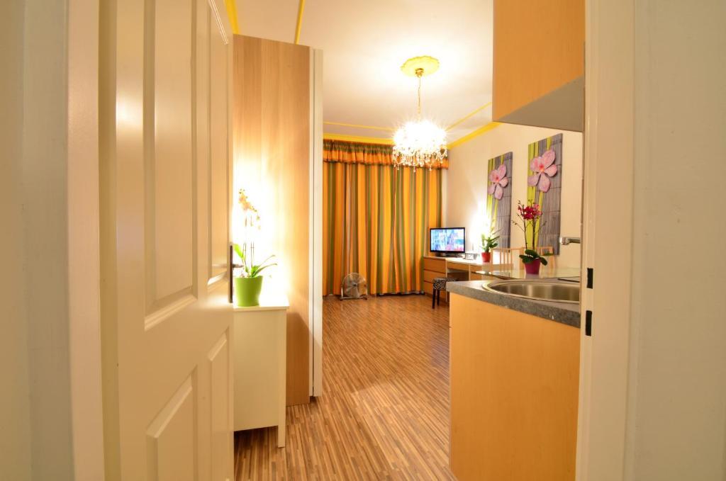 Ajo Messe Apartments - Self-Check-In Aparthotel 3*